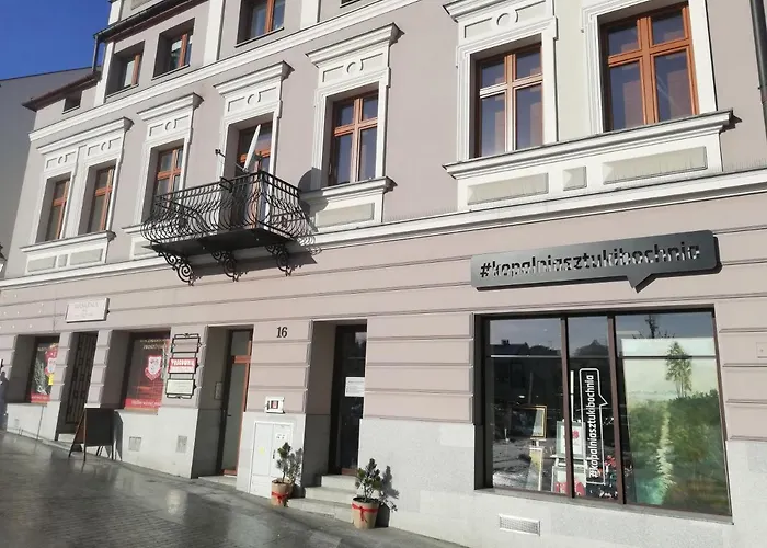 Klimatyczny Apartament Przy Bochenskim Rynku.